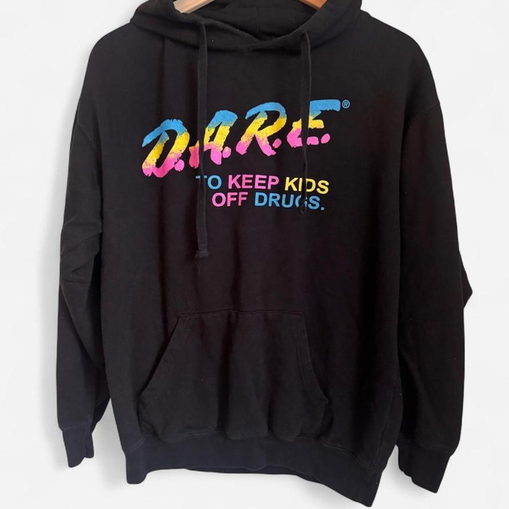 DARE To Keep Kids Off Drugs Black Graphic Pullover Hoodie Large